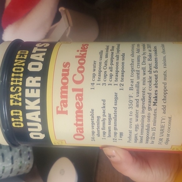 1982 Old Fashioned Quaker oats can - Picture 3 of 4